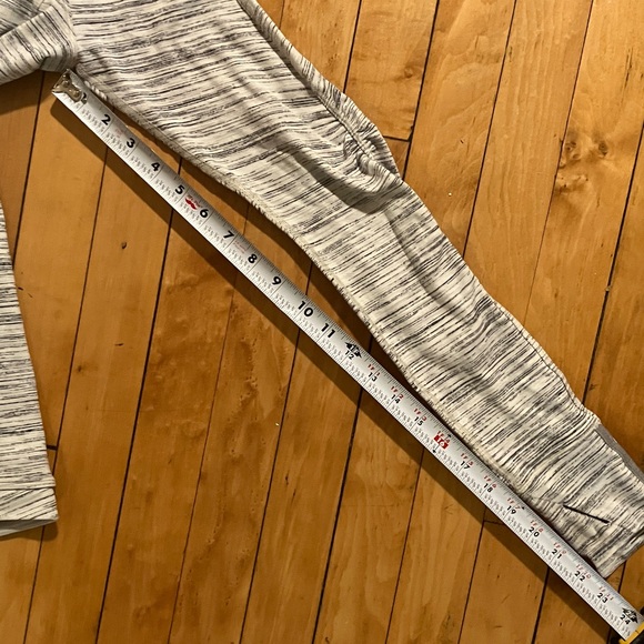 Lululemon Gray Heather Ruched Long Sleeve Tee - Picture 9 of 9